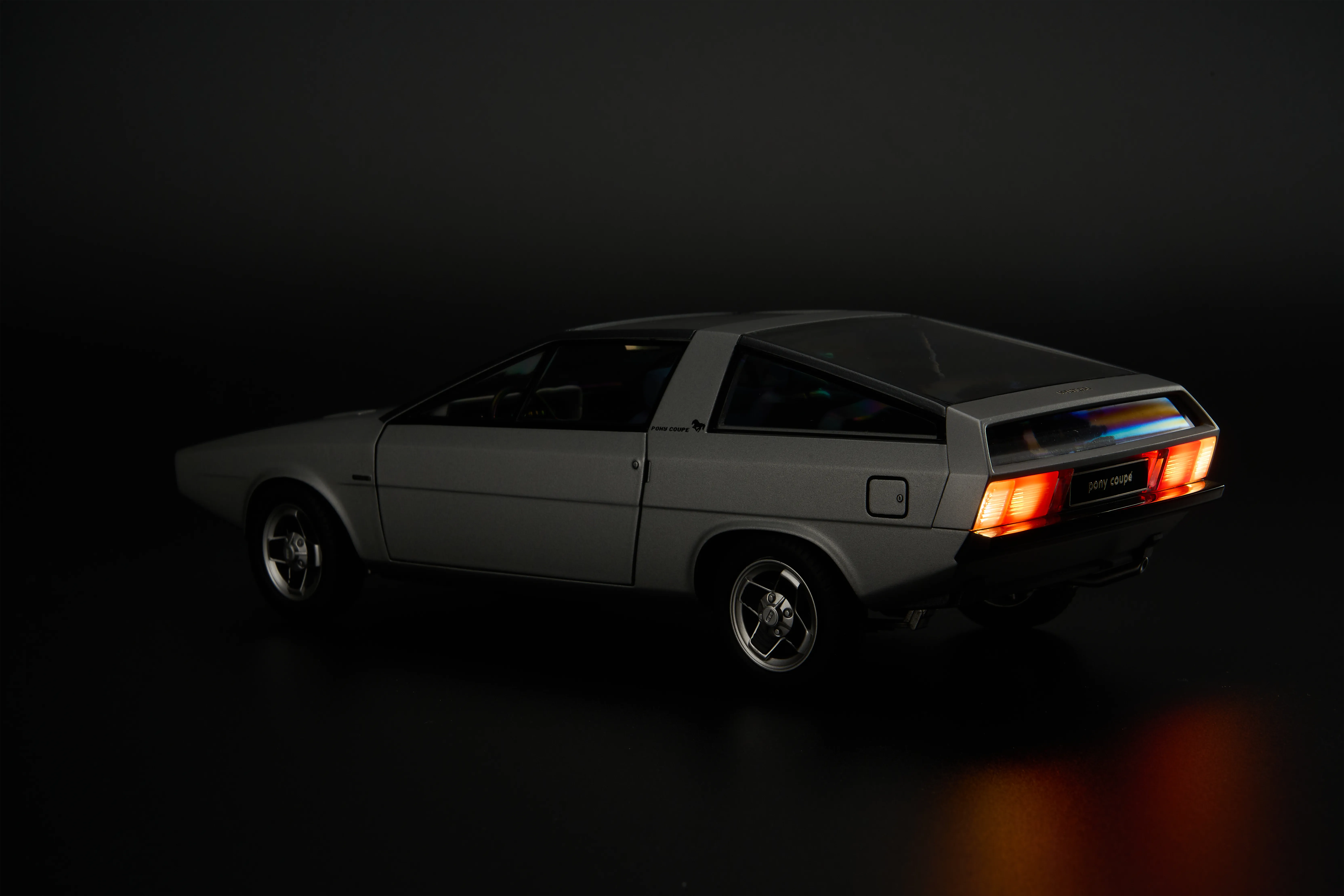 Hyundai N Vision 74와 Pony Coupe 모델 이미지 34